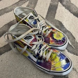 Super cute painted or tie dyed Vans skater sneakers.